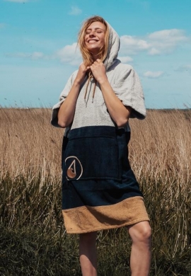 WAVE HAWAII  LIETUVOJE | GOBTUVAS | PONČAS PONCHO SOUL | SURFWAX SURF CLOTHING SHOP SINCE 2010 