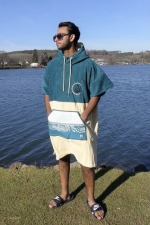 WAVE HAWAII Poncho Petrol| Surfwax Surf Clothing shop since 2010
