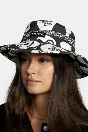 Rvca Two Faced Bucket Hat Moteriška Kepurė| Surfwax Surf stiliaus aprangos parduotuvė nuo 2010| Laisvalaikio Apranga