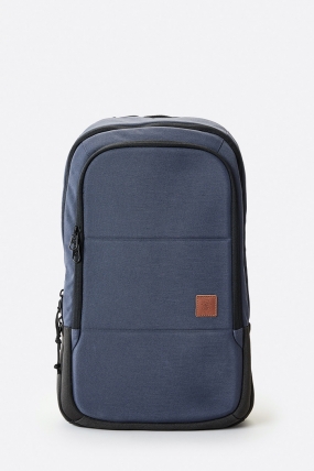 RipCurl F-Light Slim 15L Searcher Backpack Vyriška Kuprinė| Surfwax Surf stiliaus aprangos parduotuvė nuo 2010