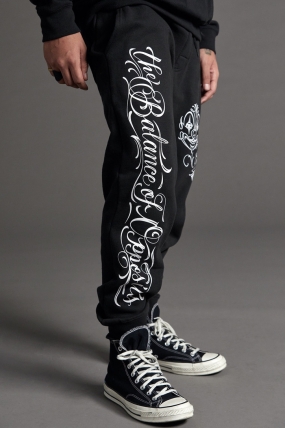 Rvca Mister Cartoon Tracksuit Pant| Vyriškos Kelnės| Surfwax Surf stiliaus aprangos parduotuvė nuo 2010