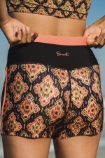 Brunotti Hibikia Womens Shorts| Moteriški Šortai| Surfwax Surf stiliaus aprangos parduotuvė nuo 2010| Laisvalaikio Apranga