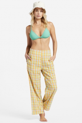 Billabong Into You Trousers| Moteriškos kelnės| Surfwax Surf stiliaus aprangos parduotuvė nuo 2010| Laisvalaikio Apranga