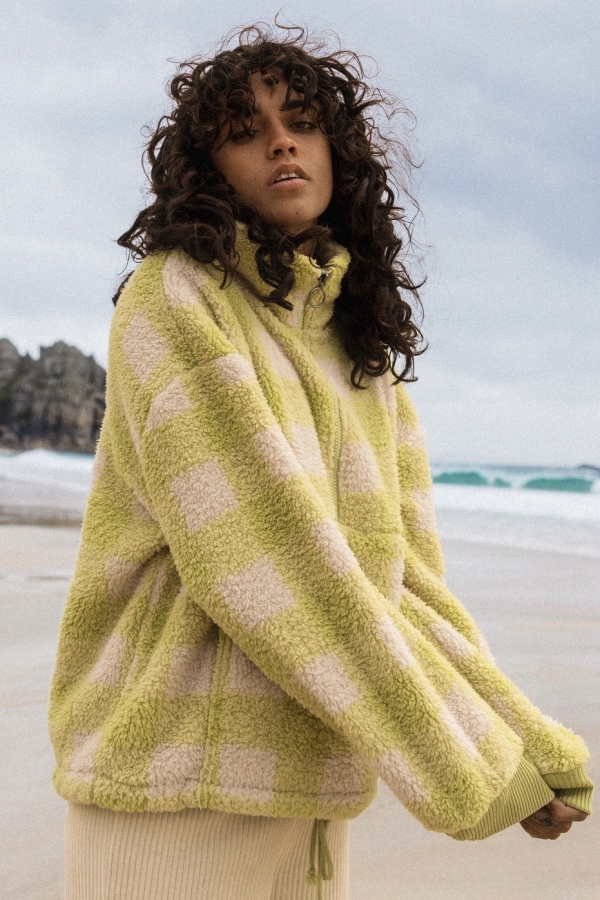 Billabong Time Off Moteriškas Bliuzonas|Surfwax Surf stiliaus aprangos parduotuvė nuo 2010| Laisvalaikio Apranga