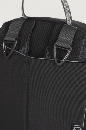 Kathmandu Gluon Beyond Pack 18L Kuprinė| Surfwax Surf stiliaus aprangos parduotuvė nuo 2010| Laisvalaikio Apranga