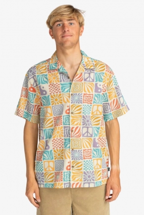 Billabong Sundays Vacay Vyriški Marškiniai |Surfwax Surf stiliaus aprangos parduotuvė nuo 2010| Laisvalaikio Apranga