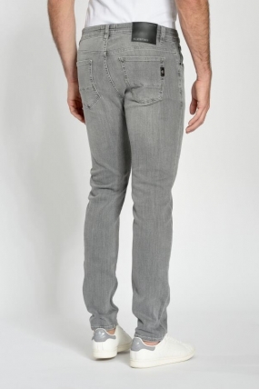 Gang Nico Slim Fit Džinsai| Surfwax Surf stiliaus aprangos parduotuvė nuo 2010| Laisvalaikio Apranga
