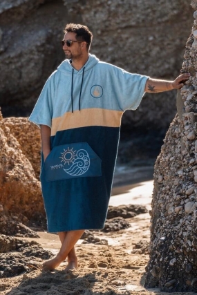 WAVE HAWAII Poncho AirLite Pukalani | Surfwax Surf Clothing shop since 2010