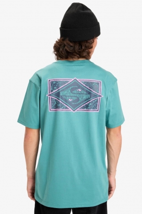 Quiksilver Evo Crisis T-Shirt| Surf Stiliaus Marškinėliai| Surfwax Surf stiliaus aprangos parduotuvė nuo 2010
