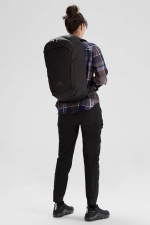 Kathmandu Litehaul Pack V3 28L Kuprinė| Surfwax Surf stiliaus aprangos parduotuvė nuo 2010| Laisvalaikio Apranga