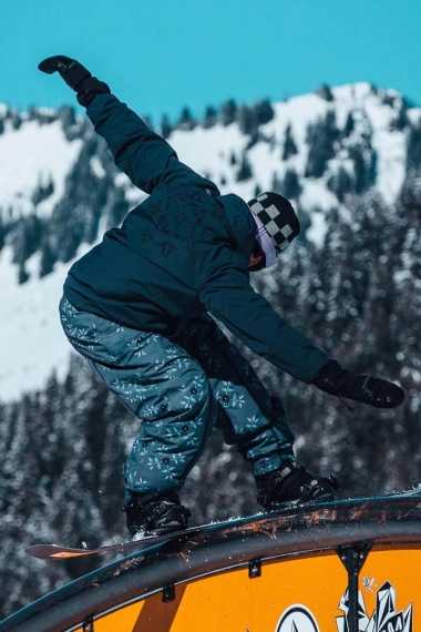 Oxbow ARARE Pants |Slidinėjimo Kelnės| Surfwax Surf stiliaus aprangos parduotuvė nuo 2010 | Laisvalaikio Apranga