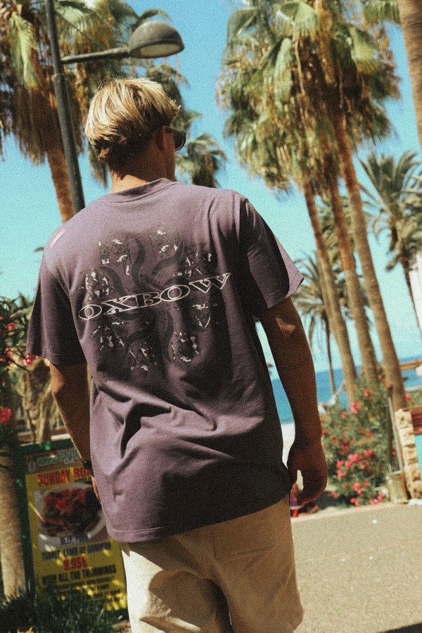 Oxbow SHARING Surf Style T-Shirt For Men| Surfwax Surf Clothing shop since 2010