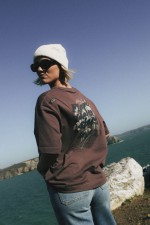 Oxbow Dealer Women's T-Shirt | Color Raisin | Surfwax