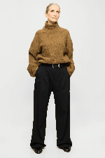 Elvine Neija Women's Sweater | Bronze | Surfwax