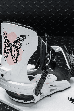 Bent Metal Stylist Women's Snowboard Binding | White | Surfwax