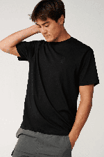 RipCurl Search Series Vaporcool Embroid Vyriški Marškinėliai | Black | Surfwax